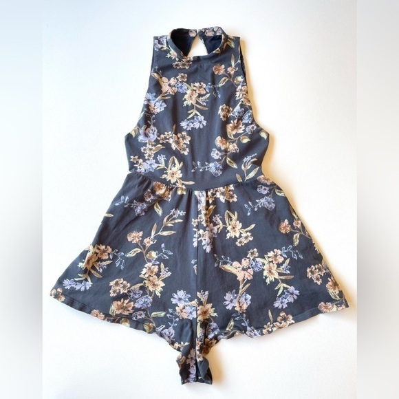 KIMCHI Blue Rebecca Floral Mock Neck Romper Size Small - Picture 3 of 16